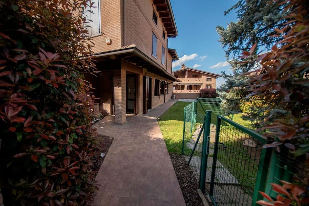 Jacuzzi Apartment In Italian Villa, Wi-Fi & Garden Sassuolo - Maranello Casalgrande Kültér fotó