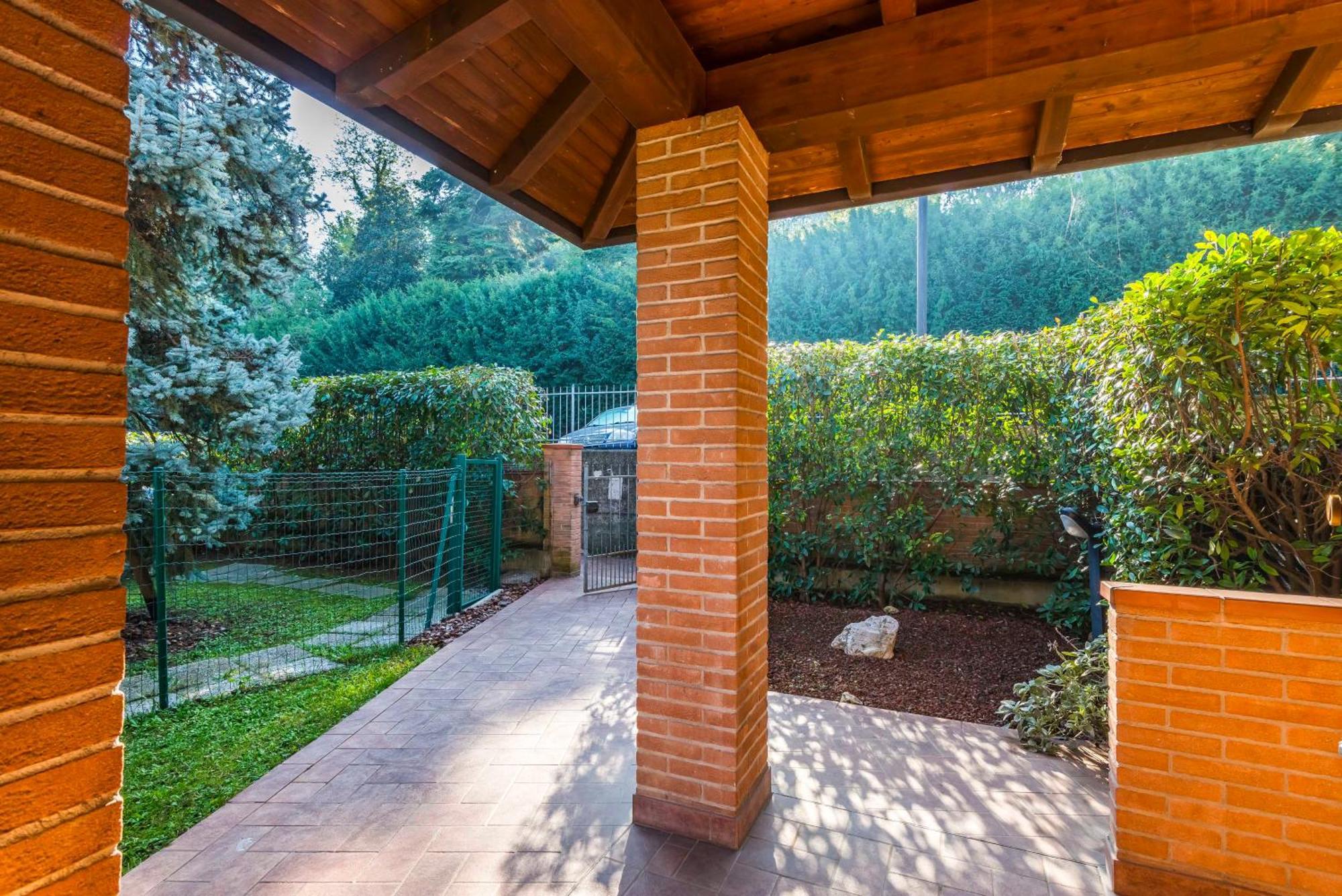 Jacuzzi Apartment In Italian Villa, Wi-Fi & Garden Sassuolo - Maranello Casalgrande Kültér fotó